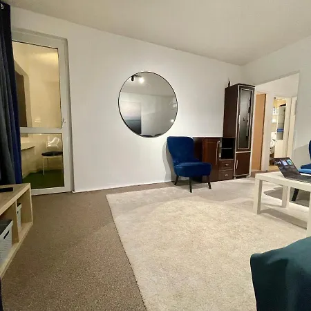 Blue 3 Metro Wifi 1 Gbs 75'tv Netflix Hbo Max Appletv Amazon * Varsovie