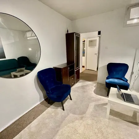 Apartmán Blue 3 Metro Wifi 1 Gbs 75'tv Netflix Hbo Max Appletv Amazon *