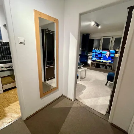 Blue 3 Metro Wifi 1 Gbs 75'tv Netflix Hbo Max Appletv Amazon 公寓 *