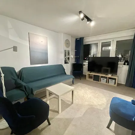 Blue 3 Metro Wifi 1 Gbs 75'tv Netflix Hbo Max Appletv Amazon Apartmán Varšava