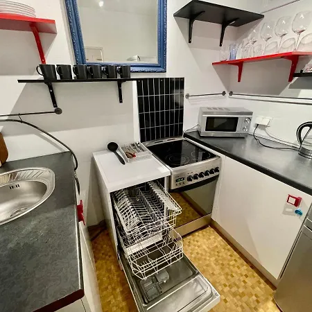 Blue 3 Metro Wifi 1 Gbs 75'tv Netflix Hbo Max Appletv Amazon Varsovie