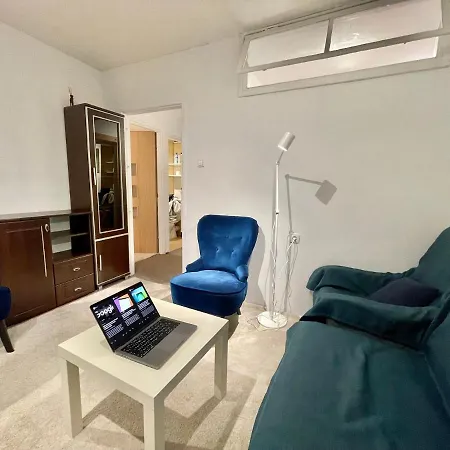 Blue 3 Metro Wifi 1 Gbs 75'tv Netflix Hbo Max Appletv Amazon 아파트